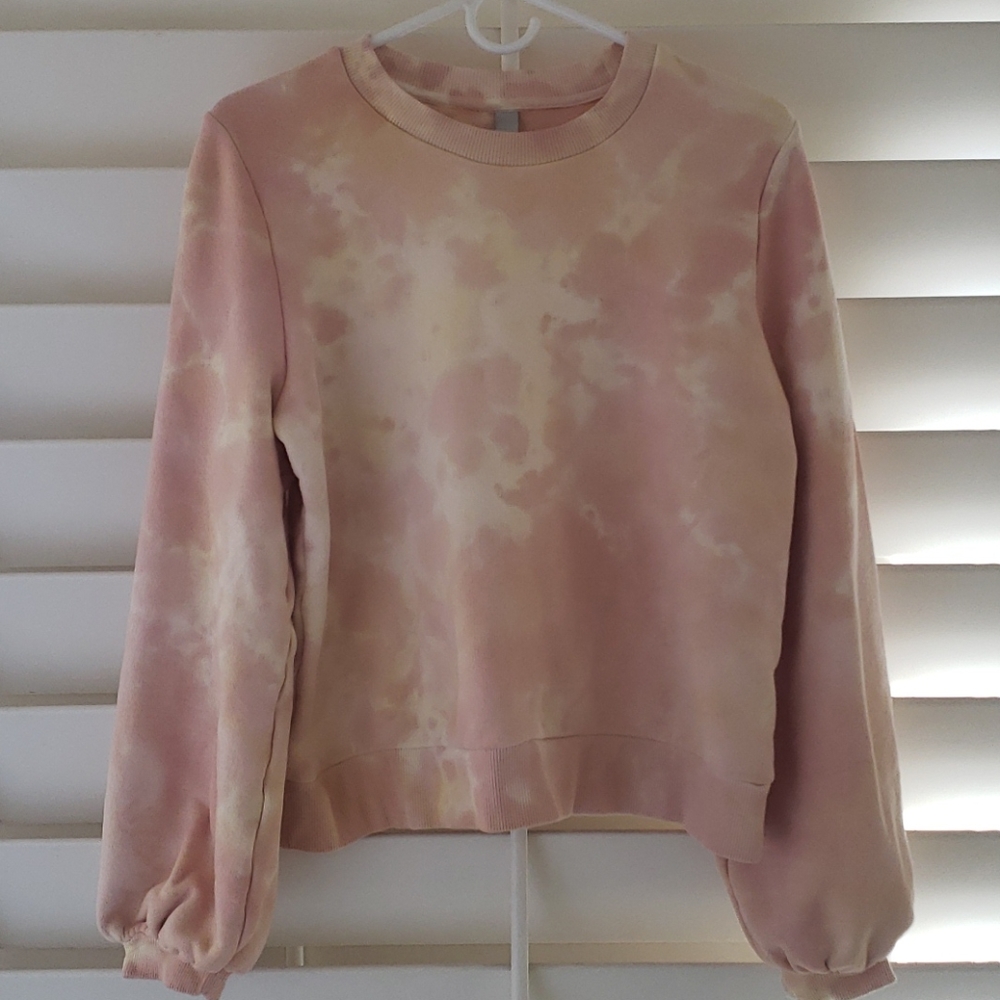 Dusty rose and pale yellow tie dye